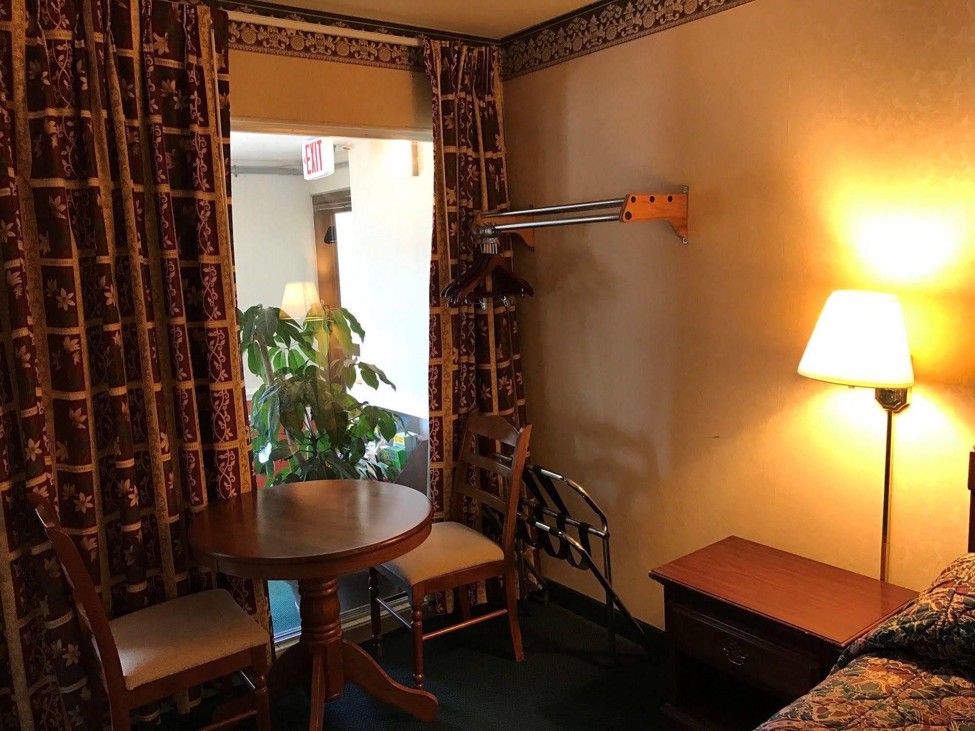 Value Inn East Stroudsburg Marshalls Creek Eksteriør billede